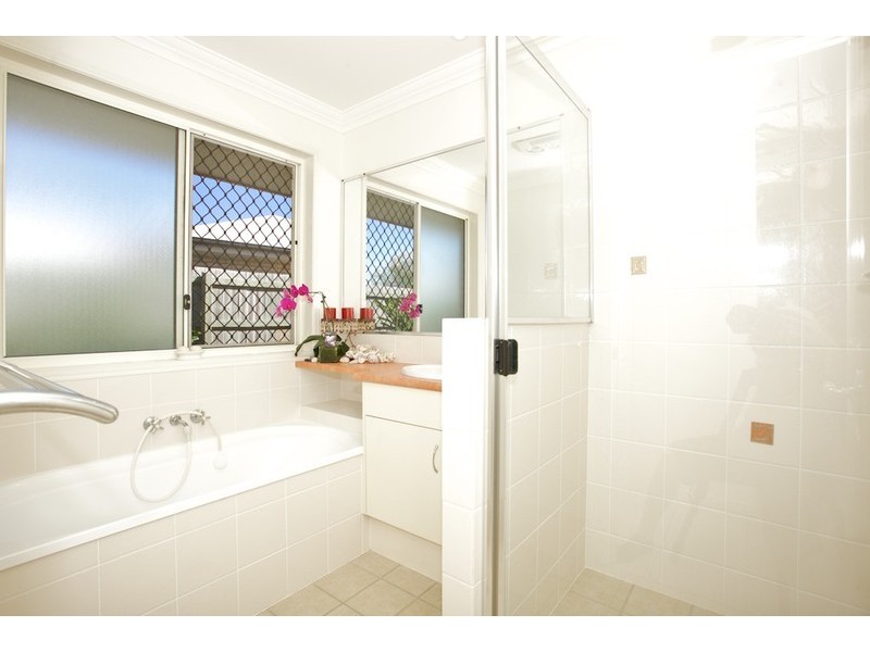 18 Amie Louise Place, Bellmere QLD 4510