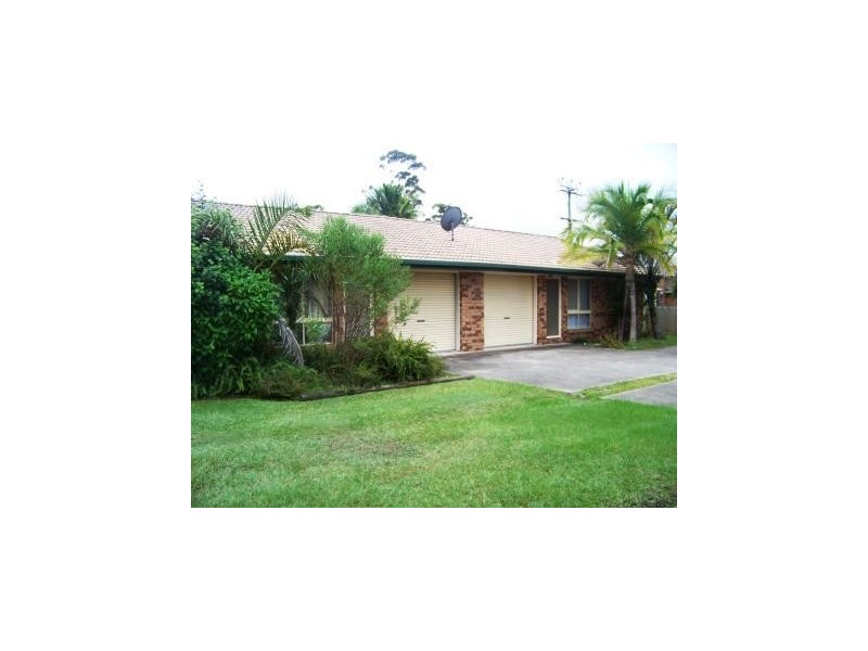 8 Grant Road, Morayfield QLD 4506