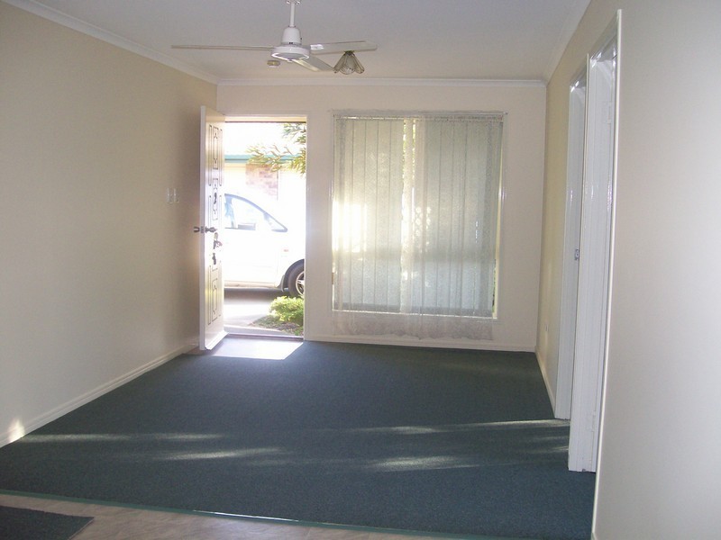 8 Grant Road, Morayfield QLD 4506