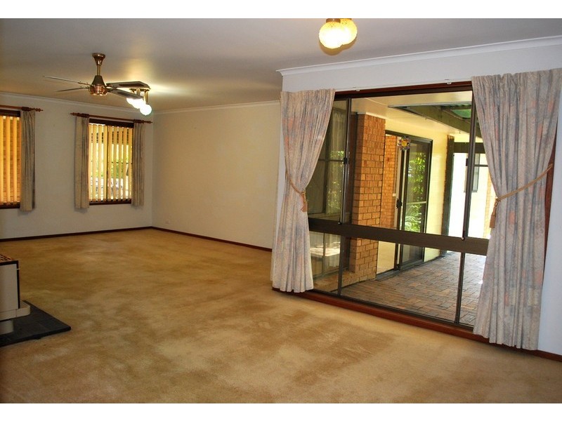 12 Michelle St, Bellmere QLD 4510