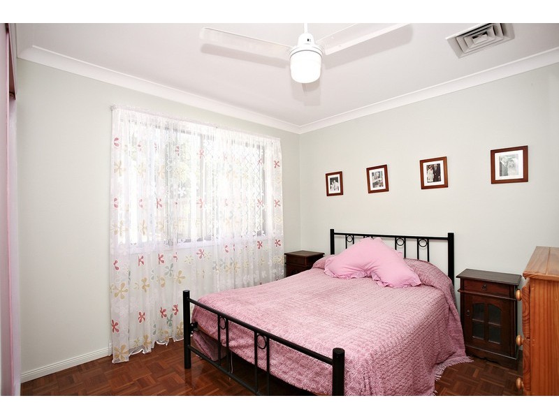 4 Alexander Crescent, Morayfield QLD 4506