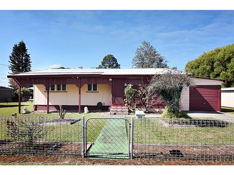 23 Mill Rd, Caboolture QLD 4510