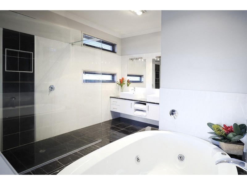 42 Three Ponds Place, Elimbah QLD 4516