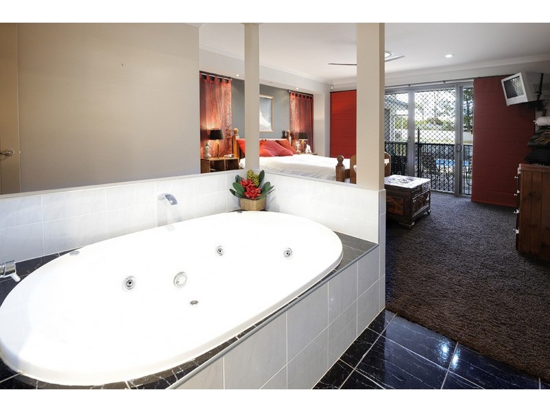 42 Three Ponds Place, Elimbah QLD 4516