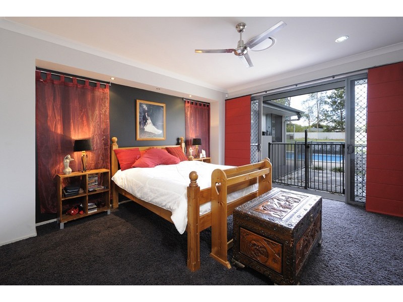 42 Three Ponds Place, Elimbah QLD 4516