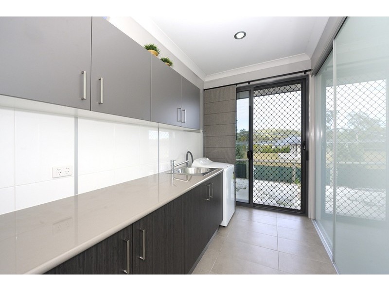 42 Three Ponds Place, Elimbah QLD 4516