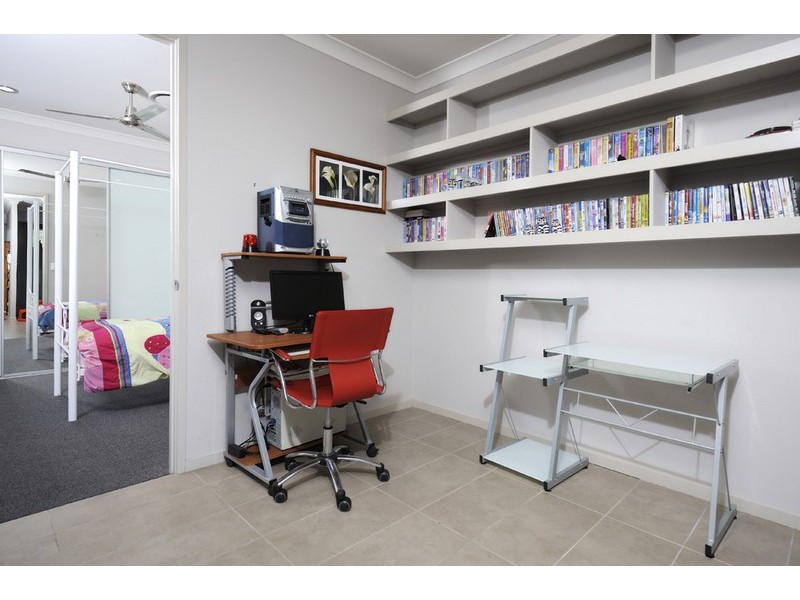 42 Three Ponds Place, Elimbah QLD 4516