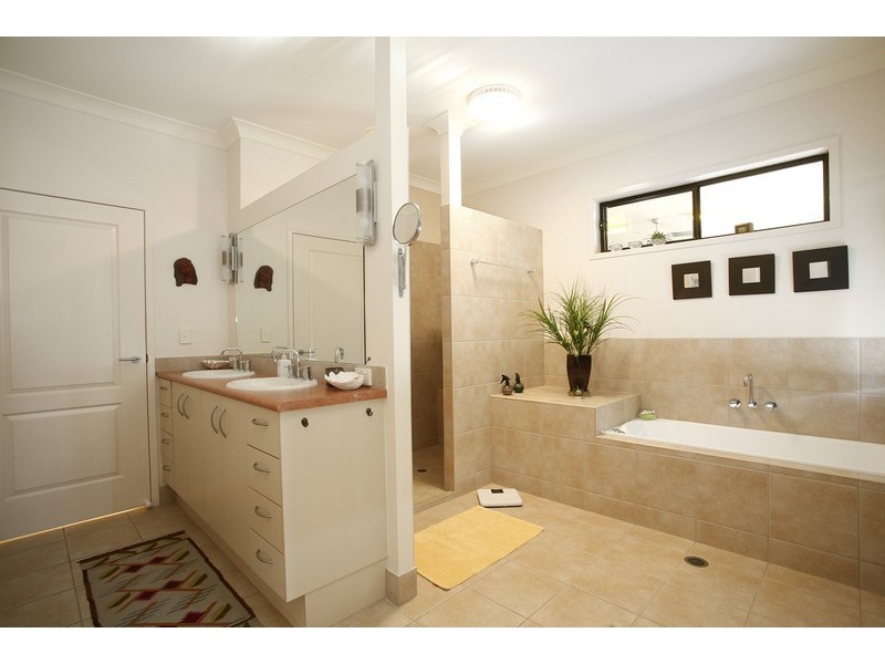 28-32 Three Ponds Place, Elimbah QLD 4516