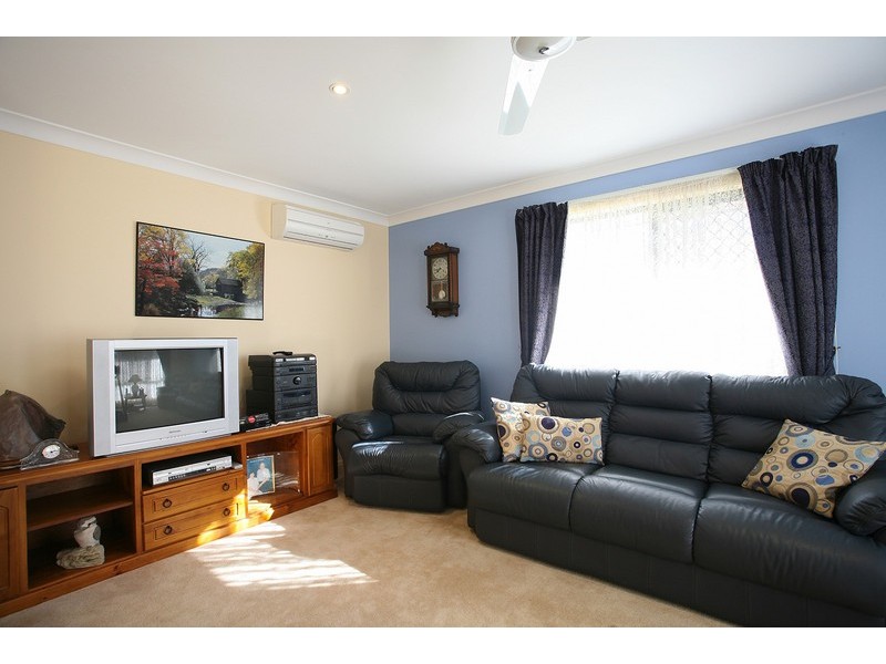 9 Maurice Avenue, Morayfield QLD 4506