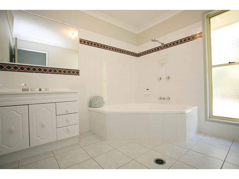 41-45 Kirrang Drive, Elimbah QLD 4516