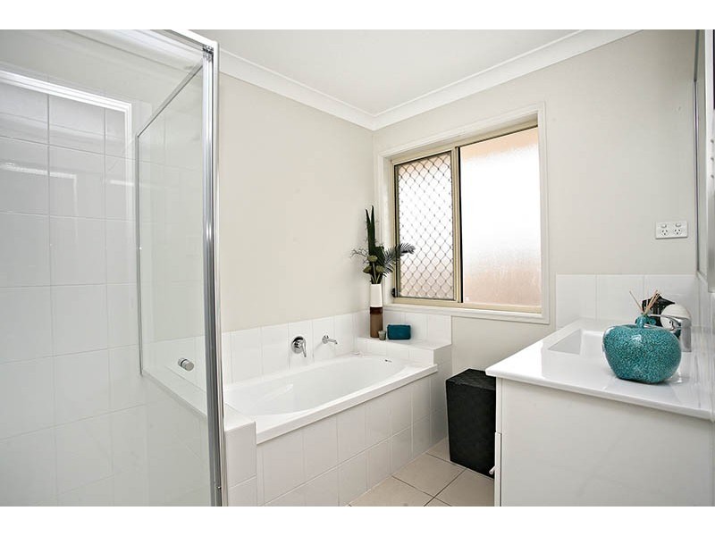 10 Pumello Court, Bellmere QLD 4510