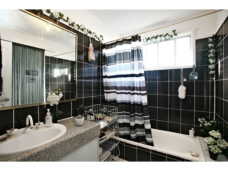 25 Kenneth Street, Morayfield QLD 4506