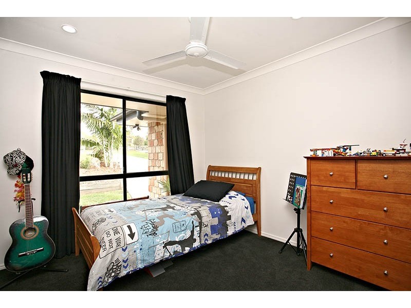 32 Melmor Court, Elimbah QLD 4516