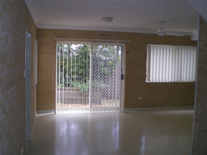 6/15 Coronation Avenue, Beachmere QLD 4510