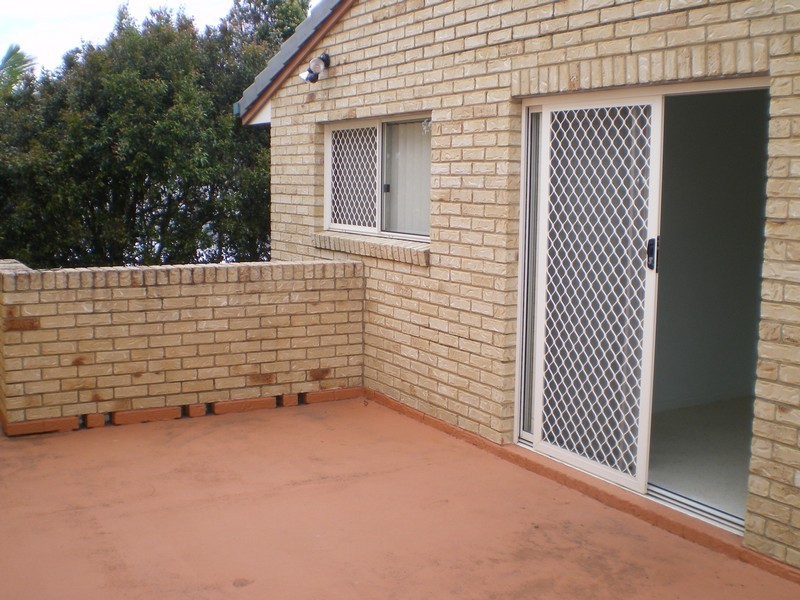 6/15 Coronation Avenue, Beachmere QLD 4510