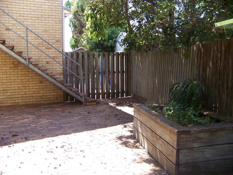 6/15 Coronation Avenue, Beachmere QLD 4510