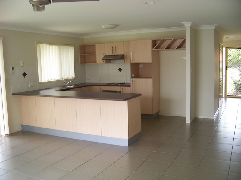 8 Bilberry Court, Upper Caboolture QLD 4510