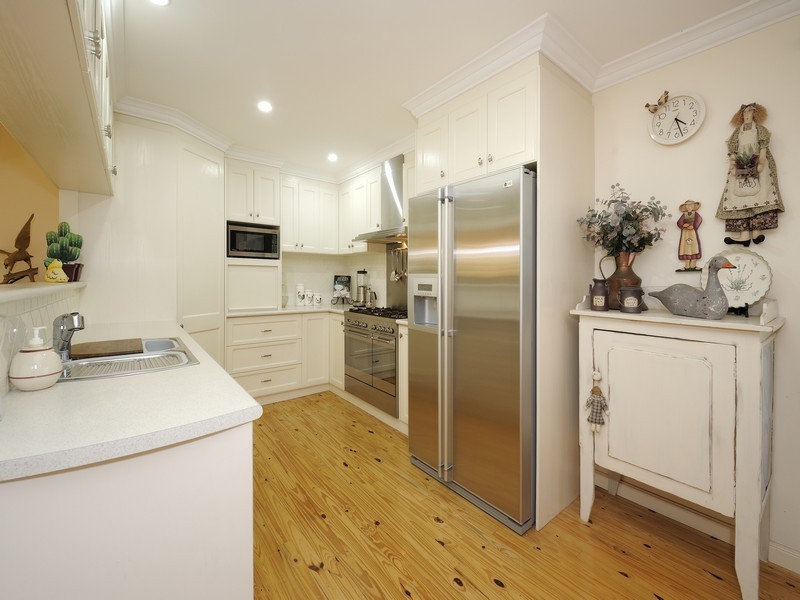 1 Kevin Grove, Caboolture South QLD 4510
