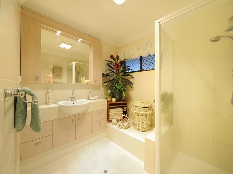 1 Kevin Grove, Caboolture South QLD 4510