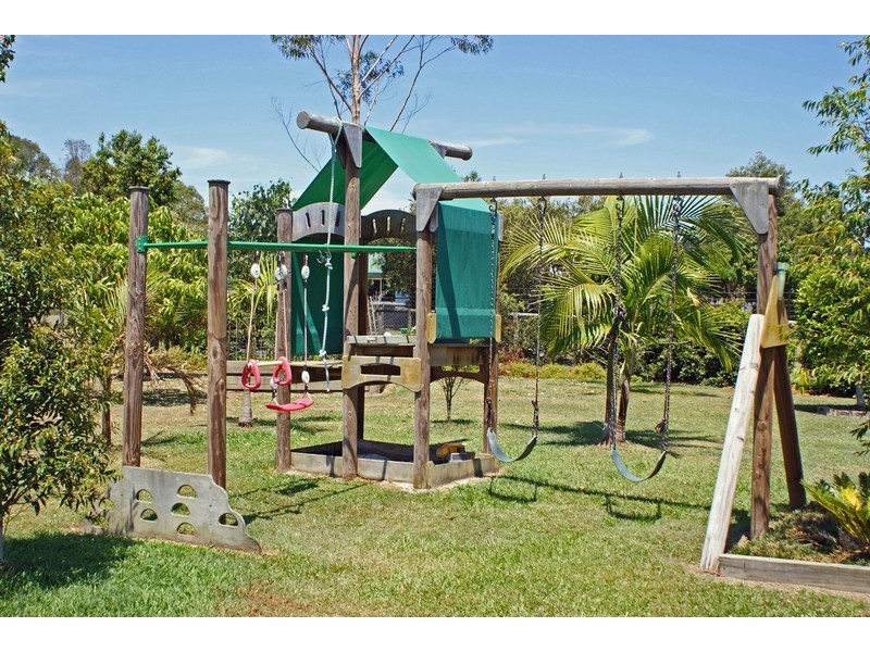 4 Chatswood Court, Wamuran QLD 4512