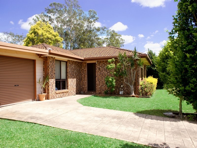 5 Lorebury Drive, Morayfield QLD 4506