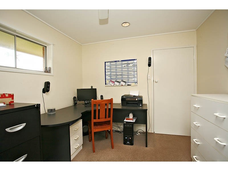 4 Wendy Crescent, Caboolture QLD 4510