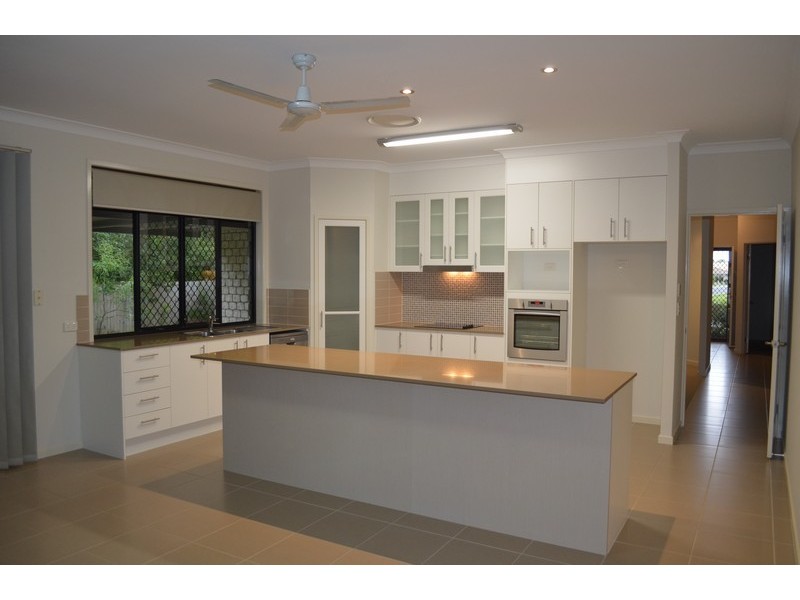 29 Dear Place, Bellmere QLD 4510