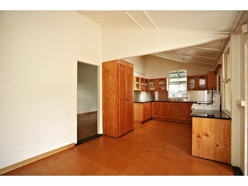 14 Maher Street, Caboolture QLD 4510