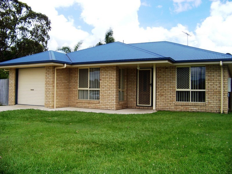 33 Dorset Drive, Caboolture South QLD 4510