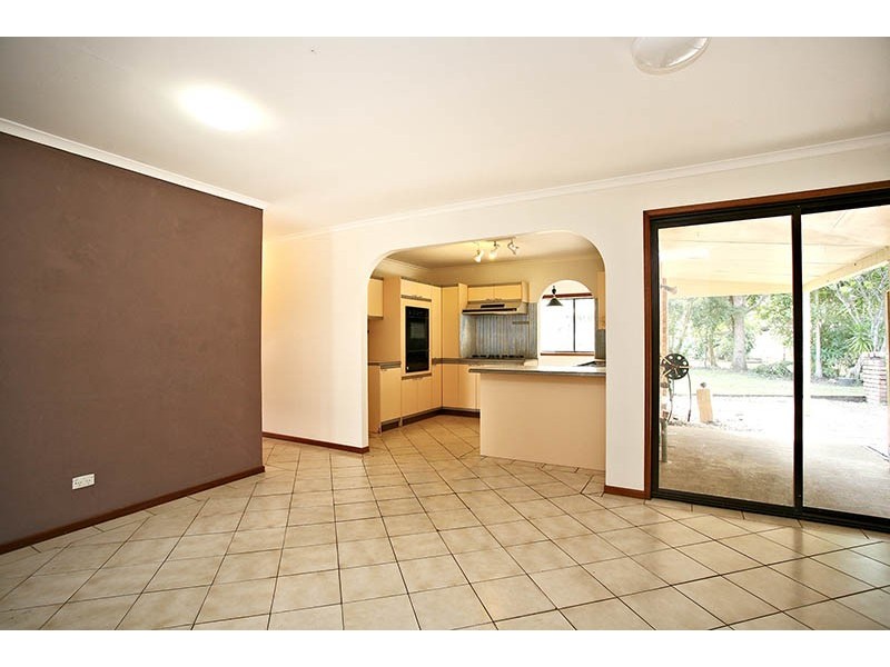 712 Caboolture River Road, Upper Caboolture QLD 4510