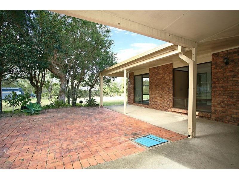 712 Caboolture River Road, Upper Caboolture QLD 4510