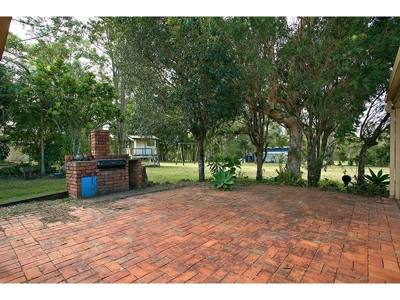712 Caboolture River Road, Upper Caboolture QLD 4510