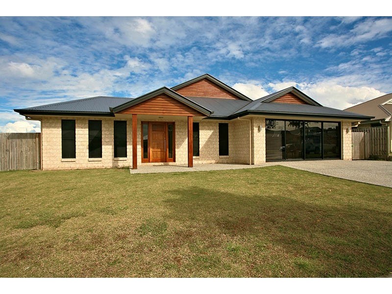 10 Ashbrook Drive, Morayfield QLD 4506
