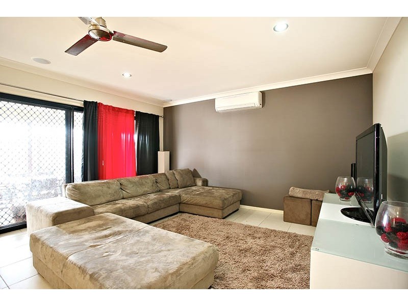 10 Ashbrook Drive, Morayfield QLD 4506