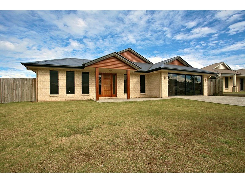 10 Ashbrook Drive, Morayfield QLD 4506