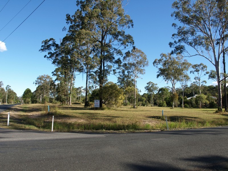 2 Adelong Court, Morayfield QLD 4506