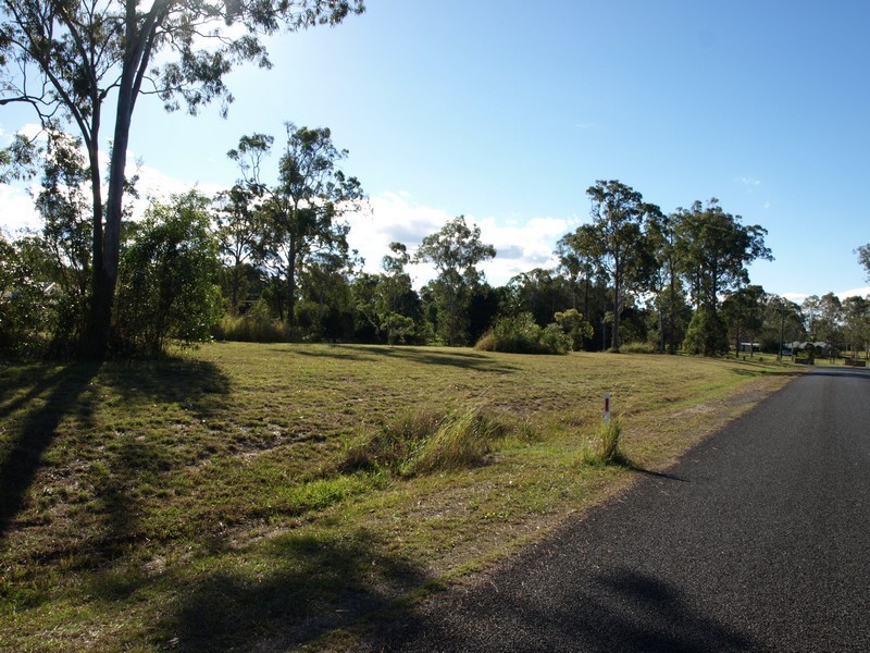 2 Adelong Court, Morayfield QLD 4506