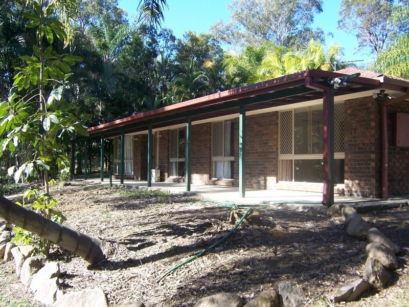 97 Petersen Road, Morayfield QLD 4506