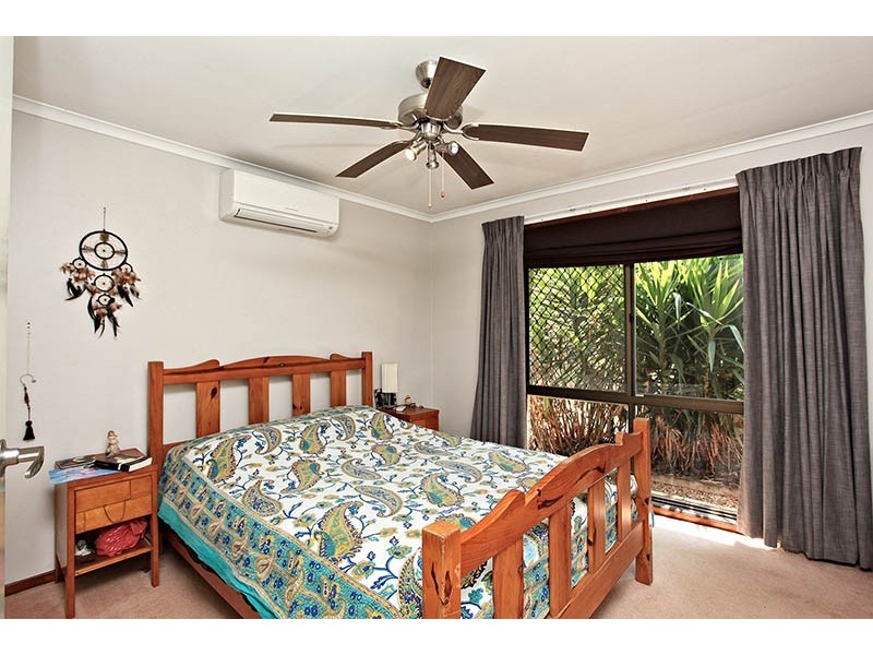 12 Fraser Place, Morayfield QLD 4506