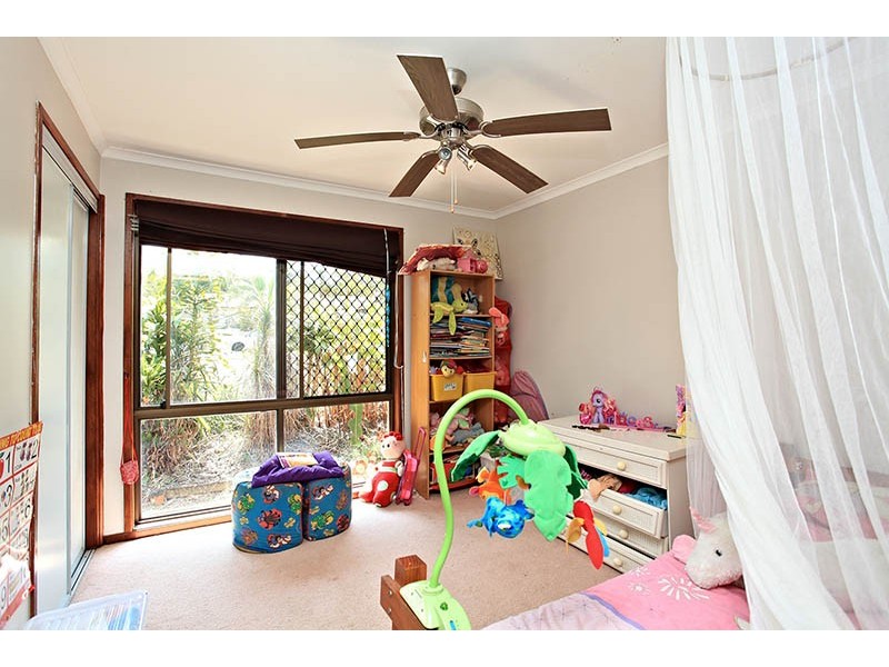 12 Fraser Place, Morayfield QLD 4506