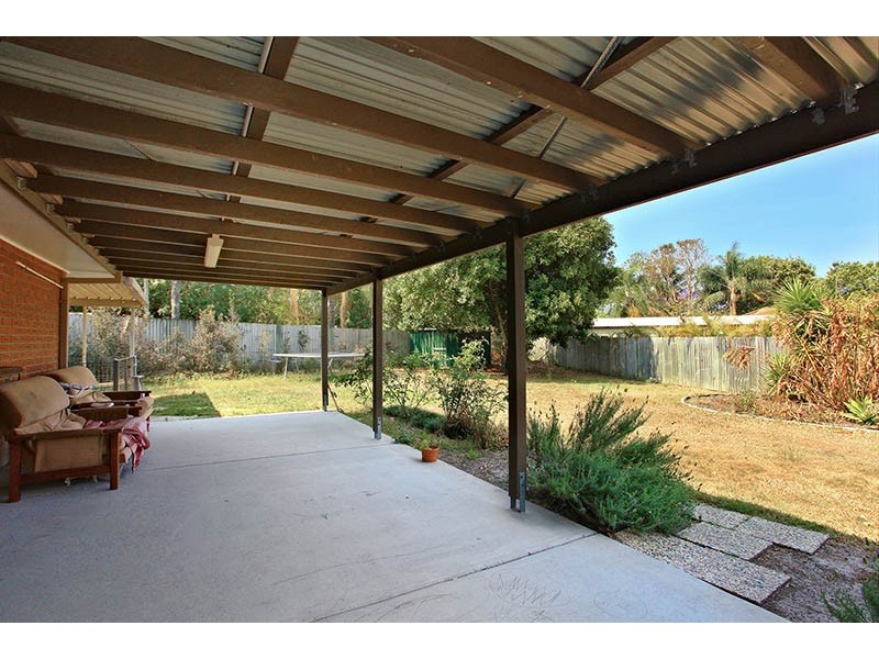 12 Fraser Place, Morayfield QLD 4506