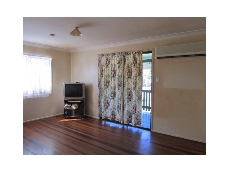 15 Joanne Street, Caboolture QLD 4510