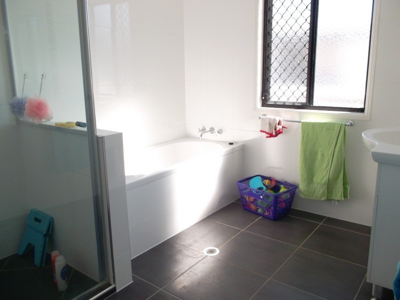 18 Amy Street, Donnybrook QLD 4510