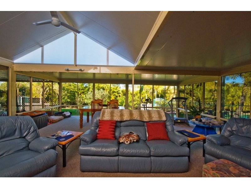 98 Macginley Road, Upper Caboolture QLD 4510