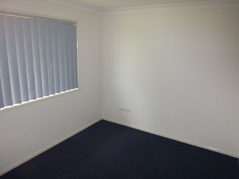 16 Sutherland Crescent, Morayfield QLD 4506