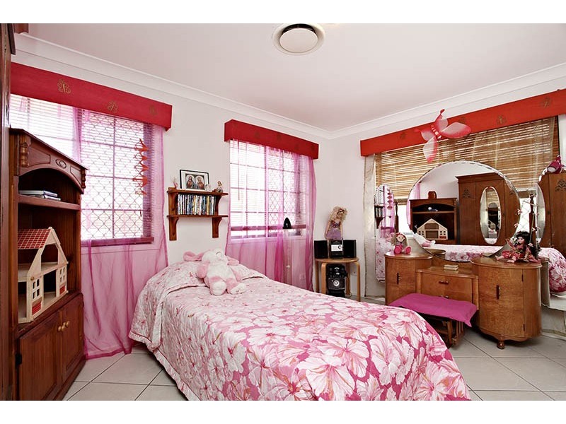2 Madeline Drive, Morayfield QLD 4506
