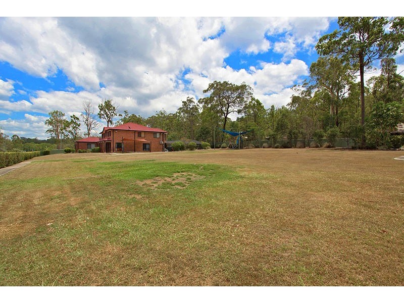 2 Madeline Drive, Morayfield QLD 4506