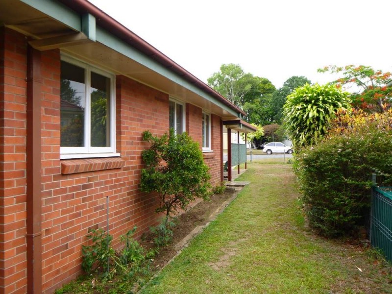 8 Newman, Caboolture QLD 4510