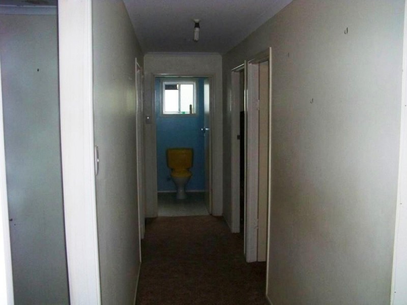 39-39 Manley Street, Caboolture QLD 4510