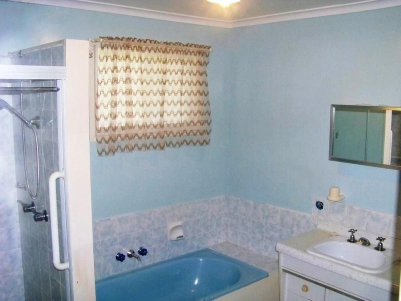 39-39 Manley Street, Caboolture QLD 4510